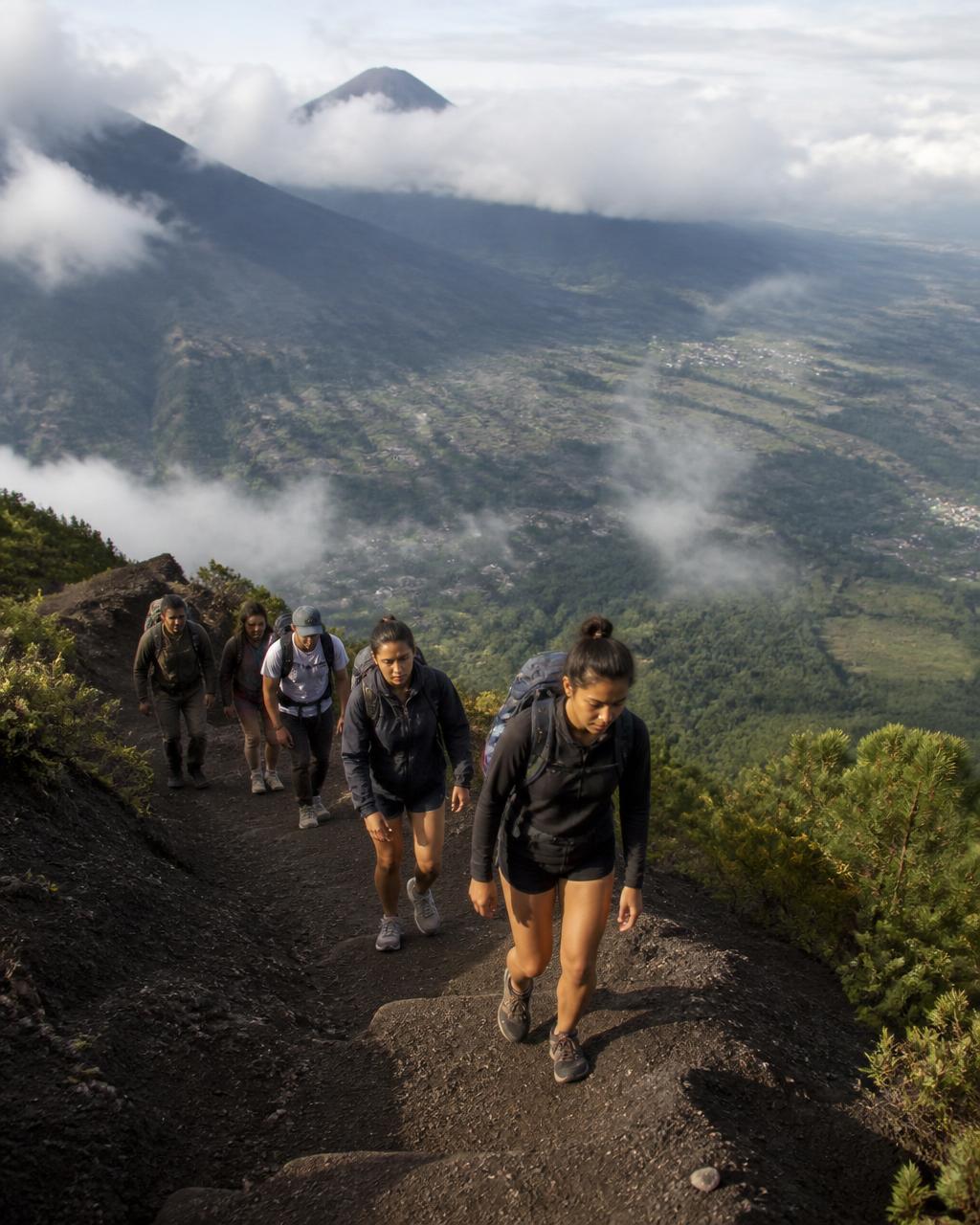 Subiendo el volcán